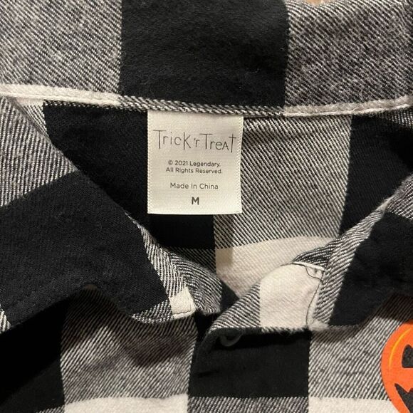 Spirit Halloween Trick ‘r Treat Sam Plaid Flannel Women’s - Picture 6 of 7